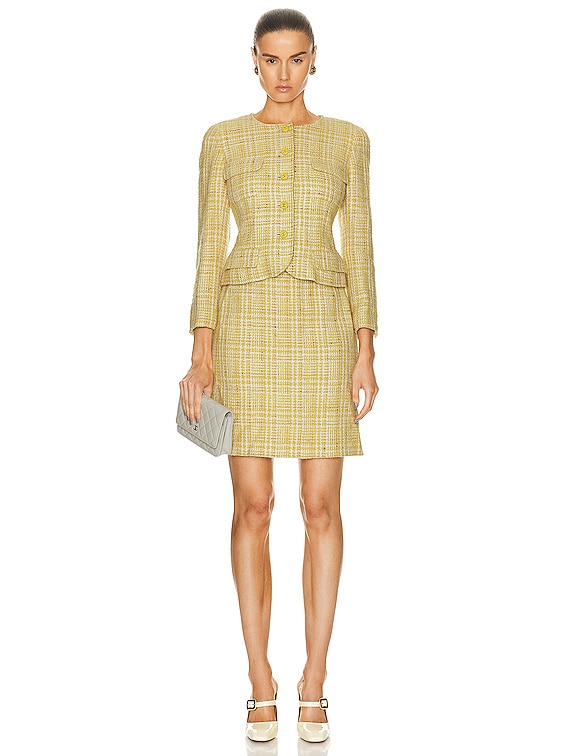 Chanel 1997 Tweed Jacket & Skirt Set in Yellow - Size 38