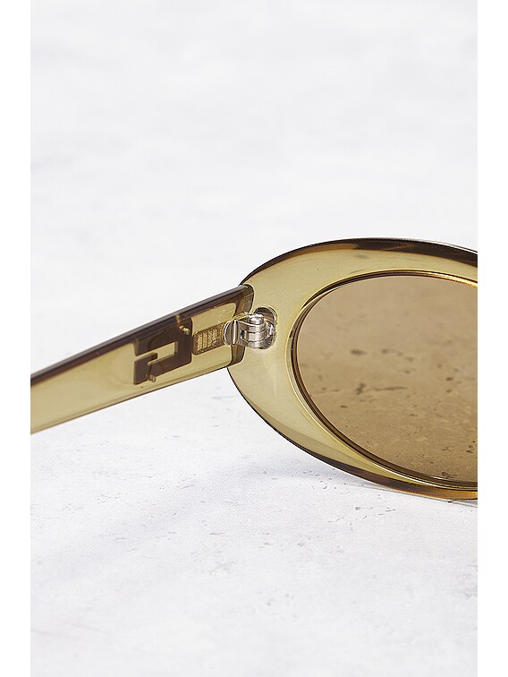 Ok, 2 things: 1, where can I get these glasses? And 2, why do 