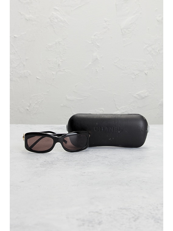 Chanel Interlocking CC Oversize Tinted Sunglasses