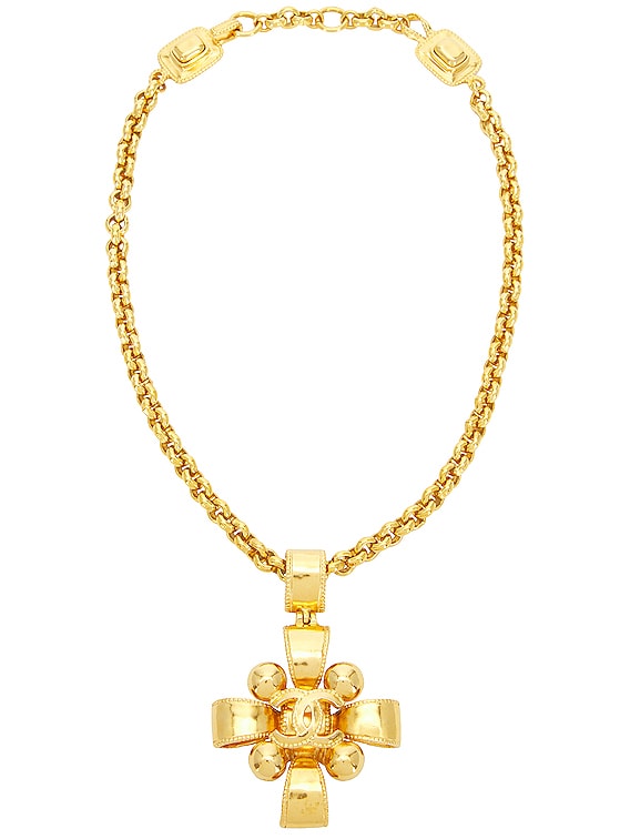 FWRD Renew Chanel Coco Ribbon Necklace in Gold