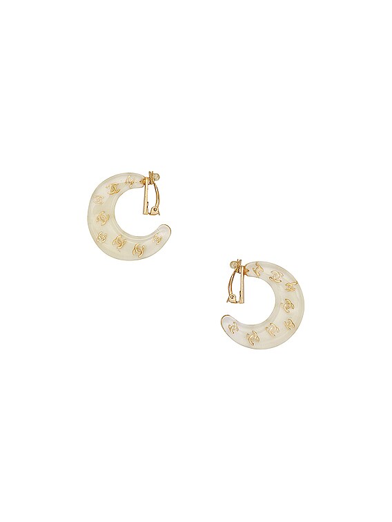 Chanel CC Star Clip-On Earrings