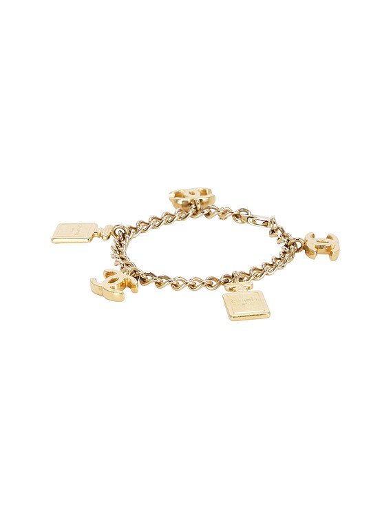 FWRD Renew CHANEL ブレスレット - Gold | FWRD
