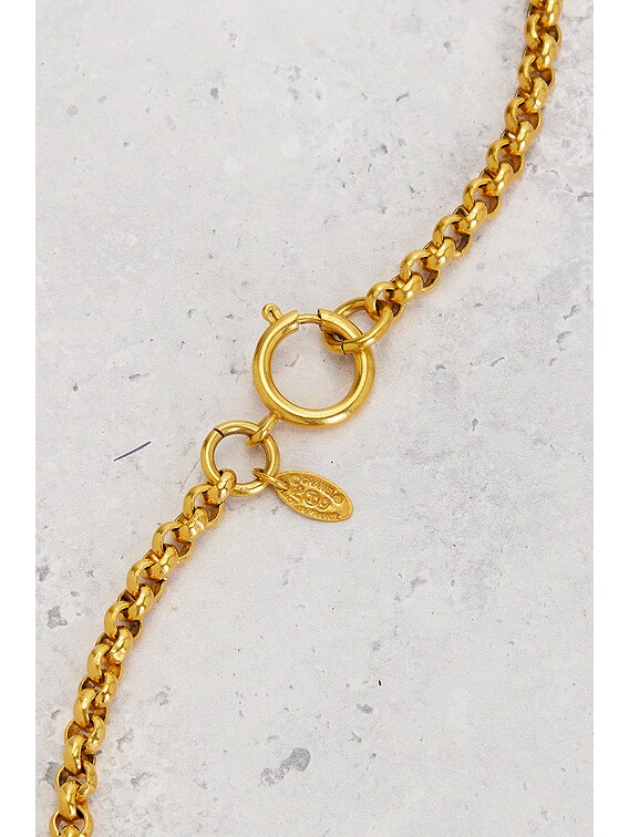 ラストプライスCHANEL ♡ゴールドチェーン ネックレス FWRD Renew Chanel Coco Mark Necklace in Gold | FWRD