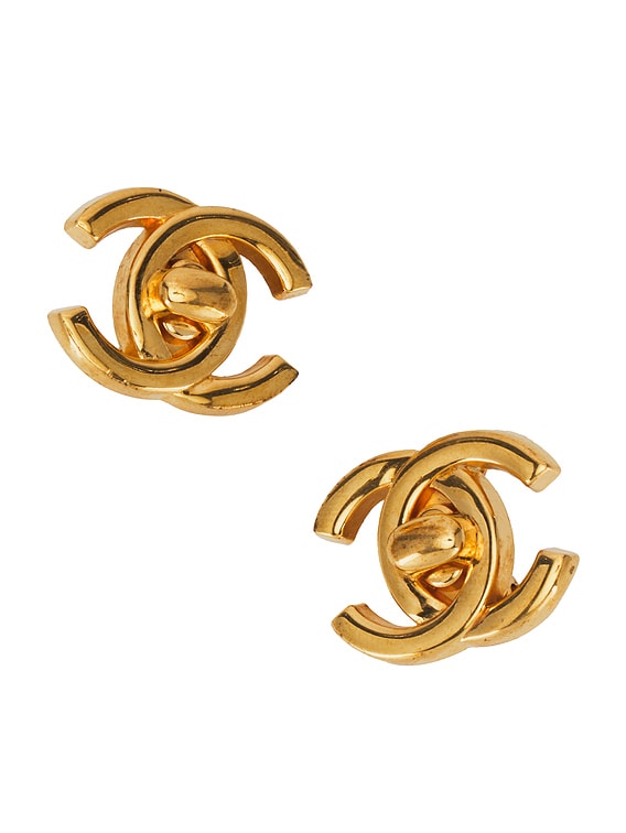 CHANEL 耳饰