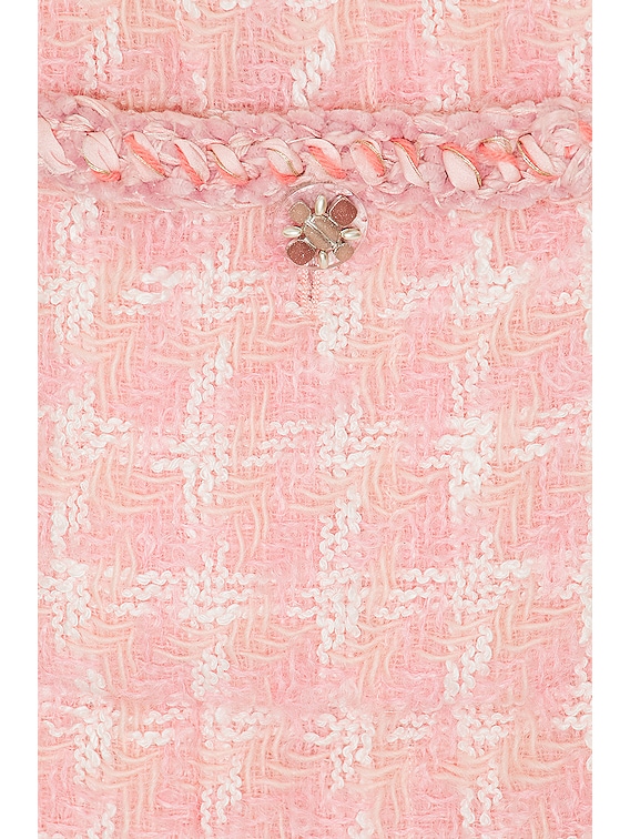 FWRD Renew CHANEL ジャケット - Pink | FWRD FWRD Renew CHANEL ジャケット - Pink | FWRD