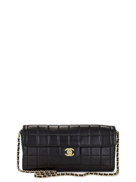 FWRD Renew Chanel Chocolate Bar Shoulder Bag in Black