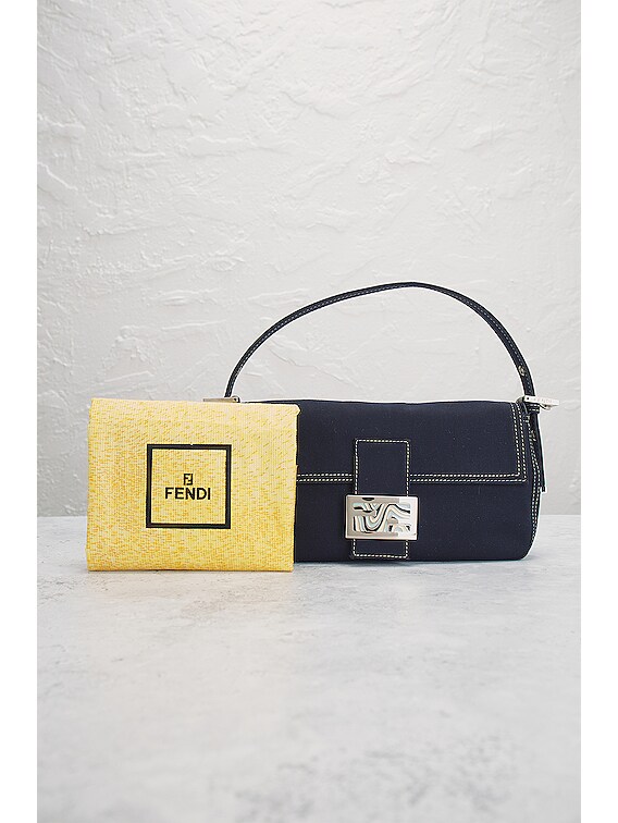 FWRD Renew FENDI バッグ - Blue | FWRD