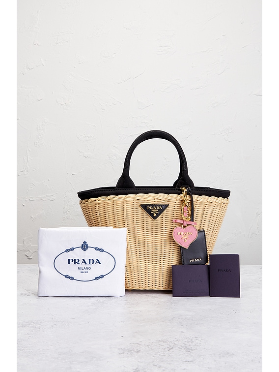 【PRADA】Straw Handbag prada-straw-shoulder-bag-