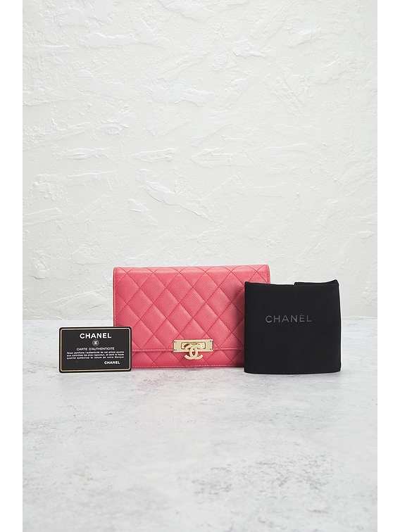 Chanel Caviar Golden Class Wallet on Chain