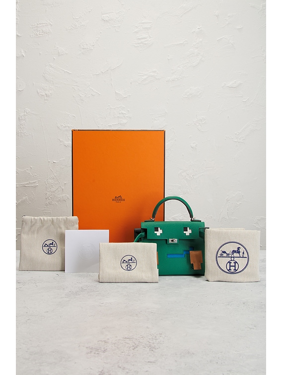 FWRD Renew Hermes Epsom Kelly Doll Picto Handbag in Vert Vertigo