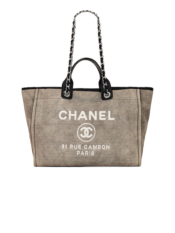 Chanel - Authenticated Deauville Handbag - Cloth Grey Plain for Women, Very Good Condition