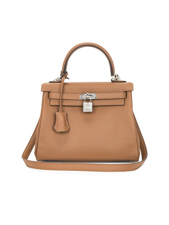 FWRD Renew Hermes Verso Swift Kelly 25 Handbag in Alezan & Beige