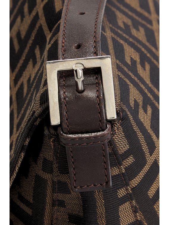 fendi zucca mama baguette tobacco Pre-Owned Mamma Brown Bag ,Brown and an interior zip pocket FWRD Renew Fendi Zucca Mama