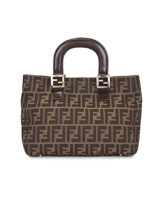 FENDI ハンドバッグ ジュート レザー ブラウン FWRD Renew Fendi Zucca Handbag in Brown | FWRD