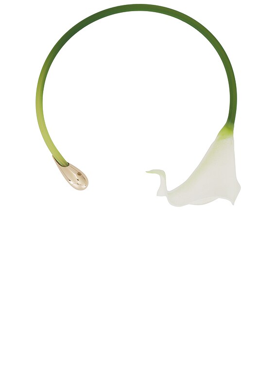 Calla Choker
