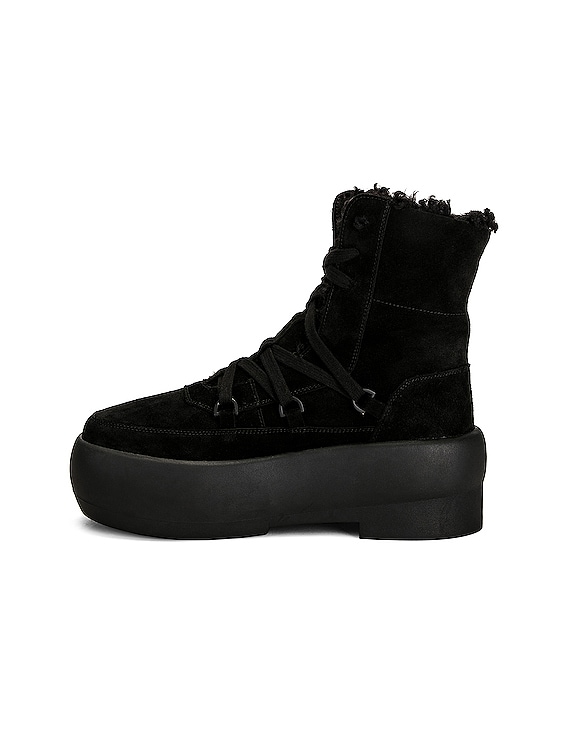 ショートブーツ・ブーティ GIA BORGHINI Chunky Sole Lace-Up Boots in Black Leather GIA BORGHINI Lace Up Chunky Boot in Black | FWRD
