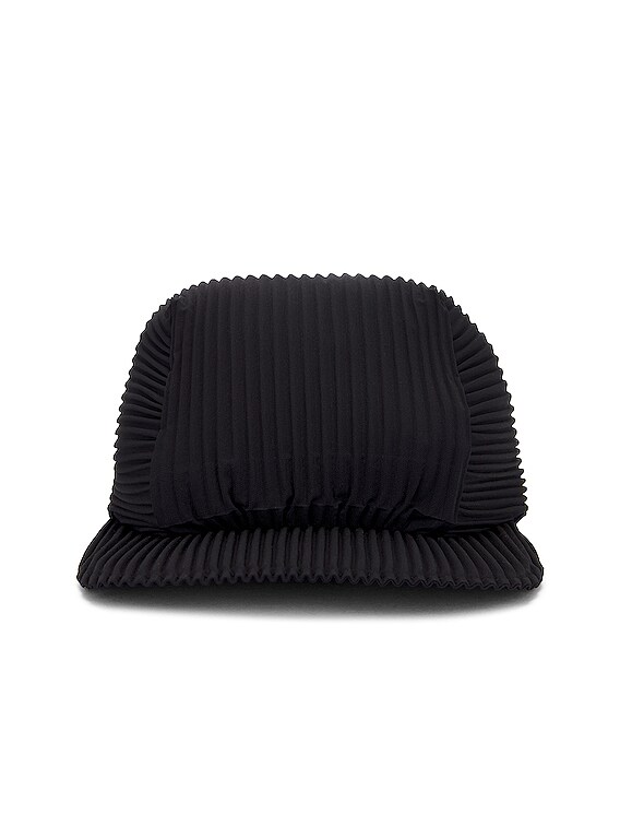 Homme Plisse Issey Miyake Pleats Cap in Black | FWRD