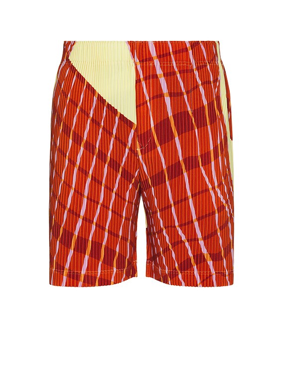 Homme Plisse Issey Miyake Windswept Plaid Shorts in Yellow | FWRD