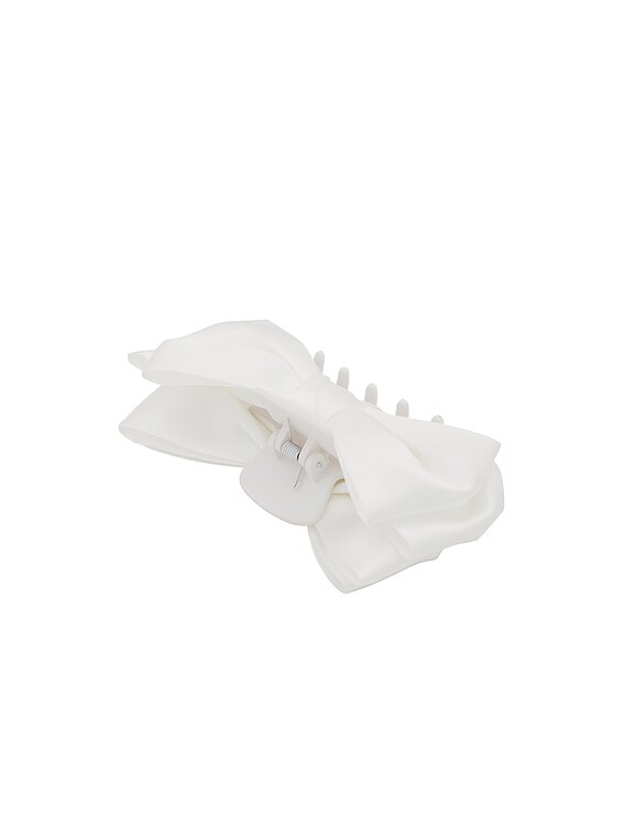 Jennifer Behr Agatha Jaw Clip in Ivory | FWRD