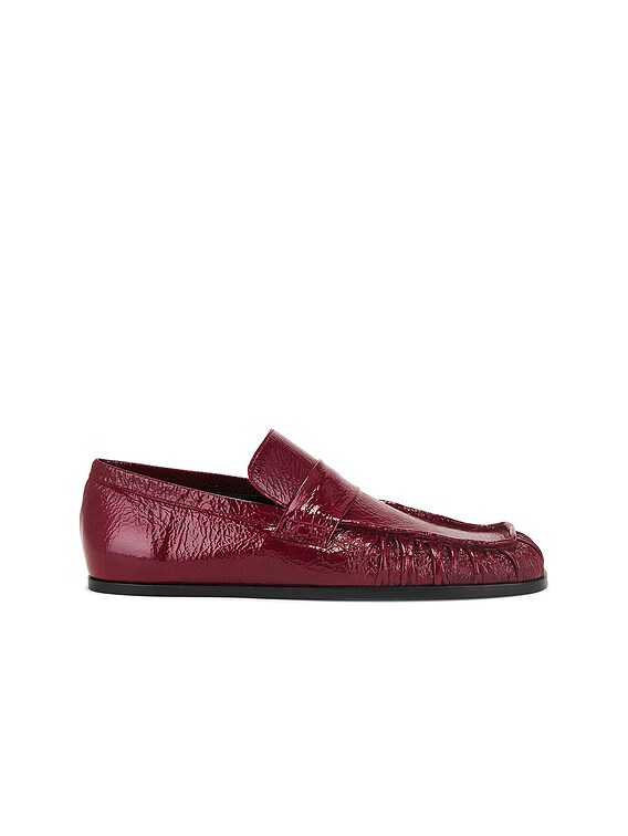 Junoです。 Jil Sander Loafer in Dark Cherry | FWRD