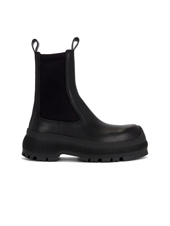 靴 JIL SANDER ANKLE BOOT Jil Sander Ankle Boot in Black | FWRD
