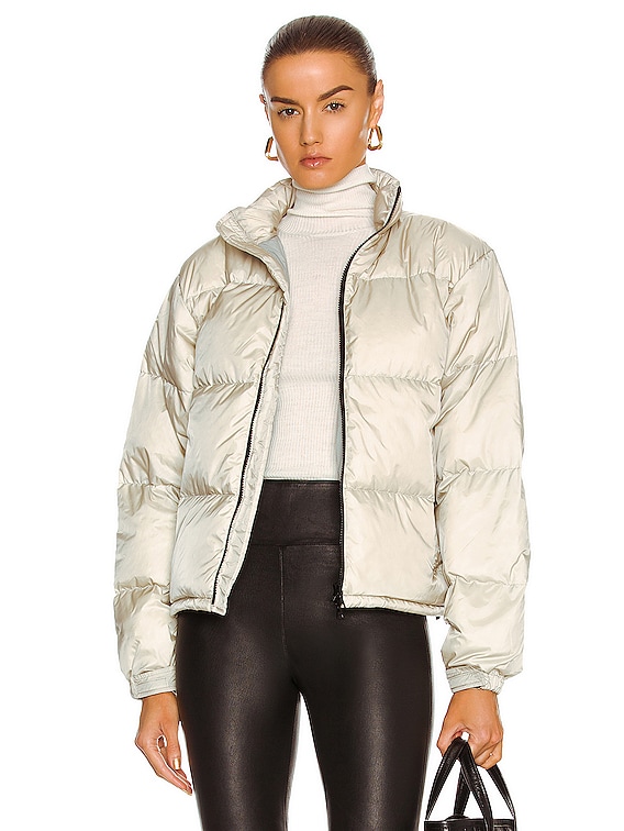 Alo Yoga Velvet Puffer
