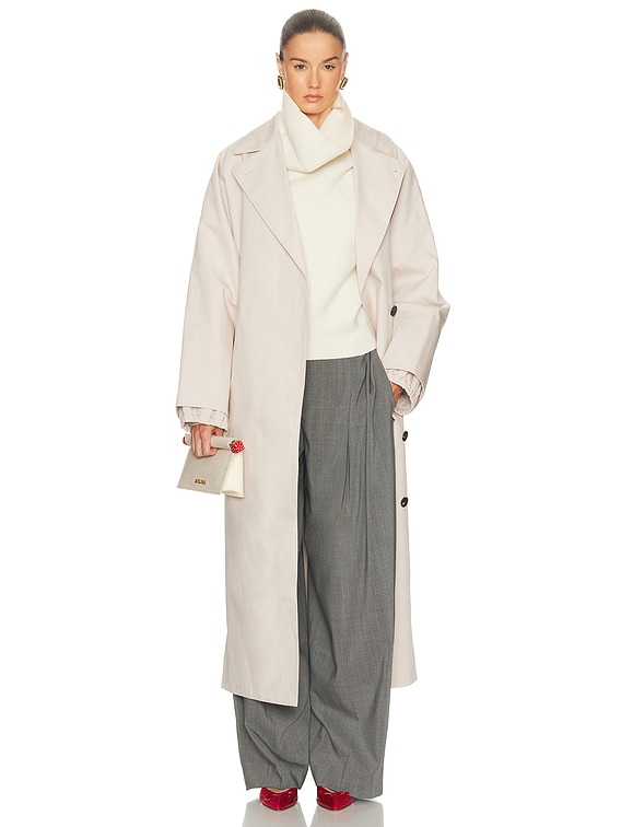 JACQUEMUS Le Trench Trapezi in Off White | FWRD