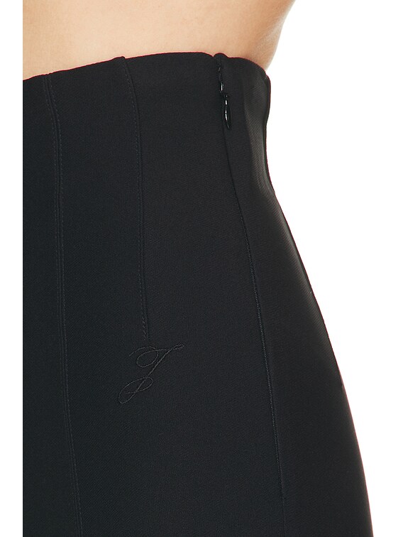 JACQUEMUS Le Pantalon Capri in Black | FWRD