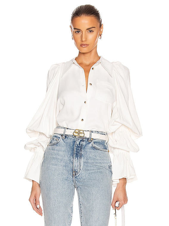 最初値下げ　khaite カイト　ブラウス KHAITE Leith Top in White in Ivory | FWRD