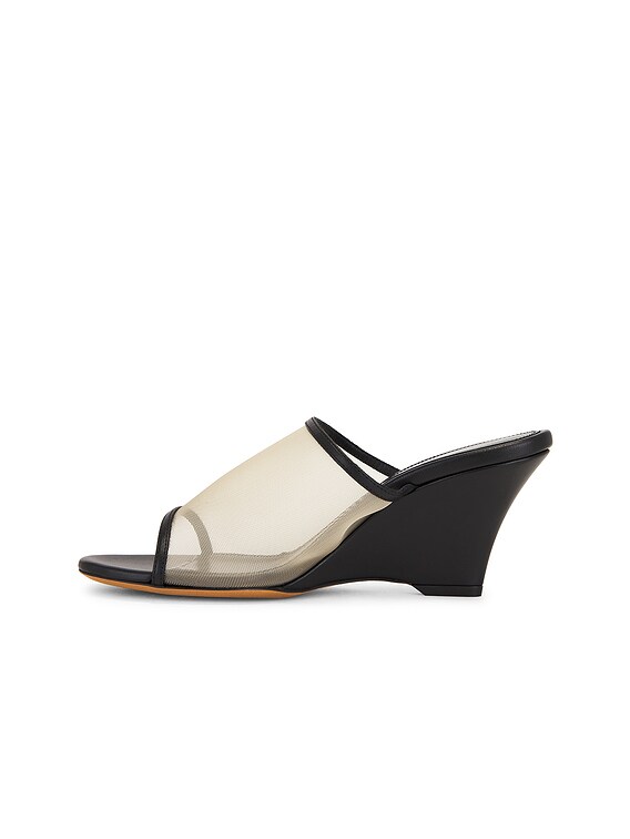KHAITE MARION サンダル - Black & Nude | FWRD
