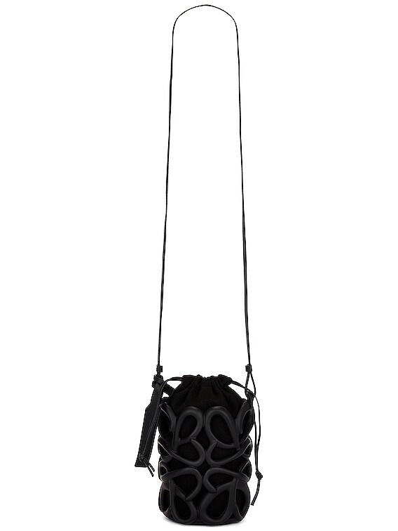 【LOEWE】Anagram Inflated Pocket Bag【ランク:A】 Loewe Anagram Inflated Pocket Bag in Black | FWRD