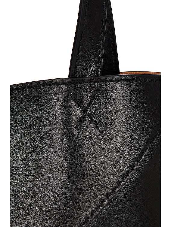 Loewe PUZZLE MINI TOTE バッグ - Black | FWRD