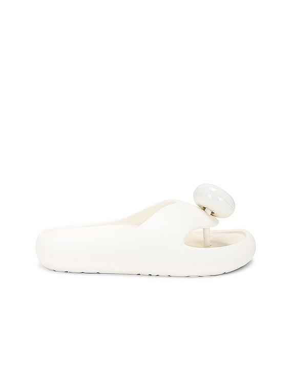 Loewe Bubble Thong Slide in White | FWRD