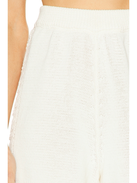 ショートパンツ LOULOU DE SAISON FW25 Shorts (ANDEL IVORY) Loulou de Saison Andel Knitted Short in Ivory | FWRD