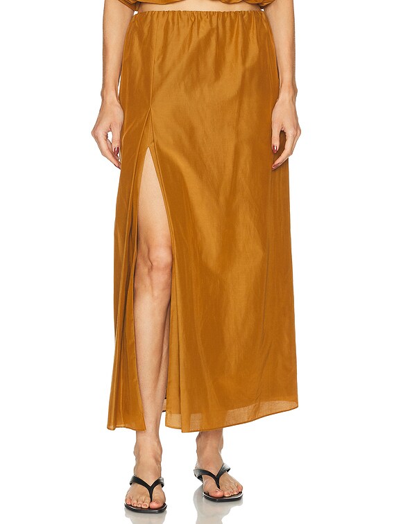 スカート LOULOU DE SAISON FW25 Skirts (CARMEN OCHER) Loulou de Saison Carmen Long Gathered Skirt in Ocher | FWRD