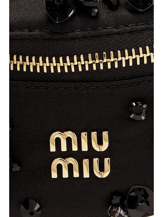 MIU MIU ノベルティ Miu Miu Wrist Pouch in Nero | FWRD