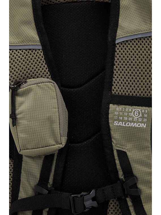 バッグ・カバンその他 Salomon x MM6 Maison Margiela Daypack 20 Deep Lichen Green Daypack 20 x Salomon - Deep Lichen Green | UP THERE