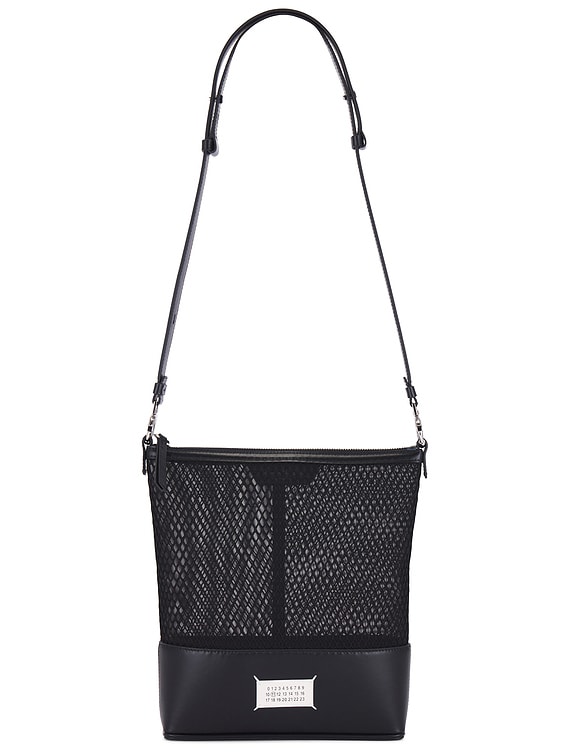 【Maison Margiela】5AC hobo small SB1WG0042P4348T8013 Maison Margiela Small 5AC Hobo Bag in Black | FWRD