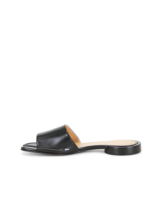 Maison Margiela Tabi タビサンダル 26.5 Maison Margiela Tabi Flat Sandal in Black | FWRD