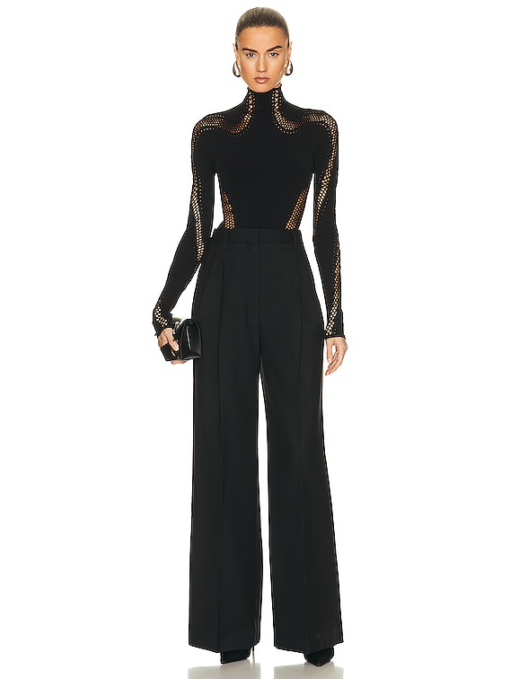 【関税込み】Mugler ブラック クロップド トップス Mugler Seamless High Neck Top in Black | FWRD