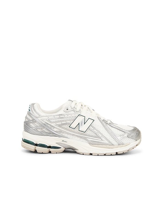 New Balance 1906r Sneakers in Silver Metallic & Sea Salt | FWRD