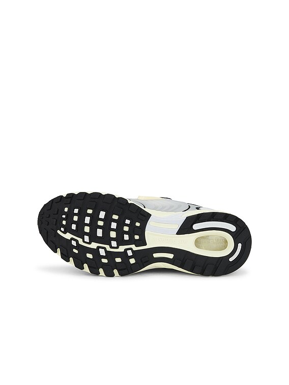 Amazon.com | Nike P-6000 Men's Shoes (HQ3030-200, Khaki
