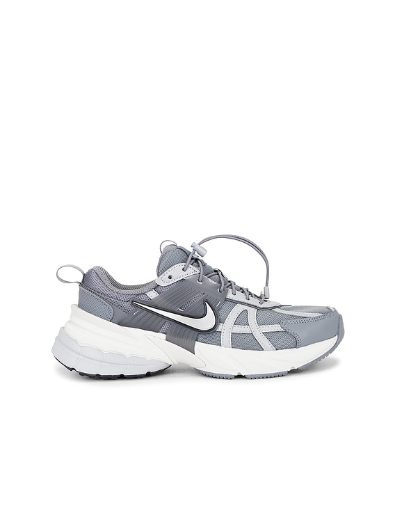 NIKE　V2K RUN シルバー 24cm Nike V2K Run Sneaker in Cool Grey, Metallic Silver, & Wolf Grey | FWRD