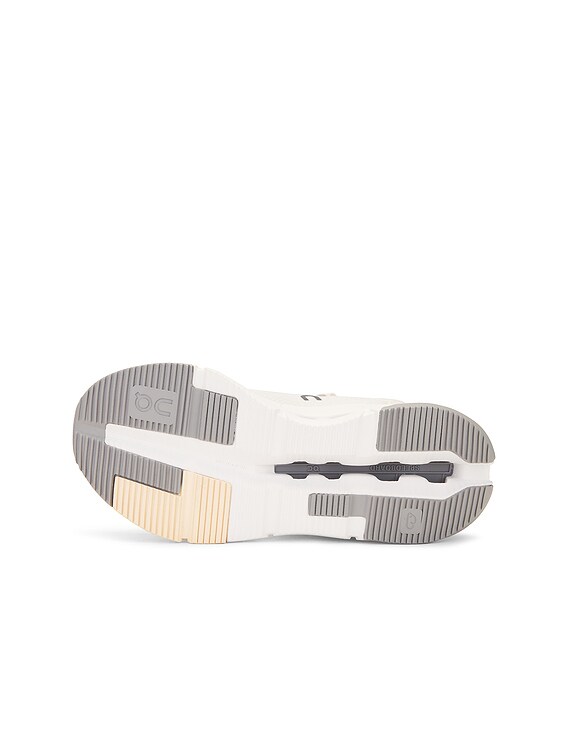 Cloudnova 2 Sneaker