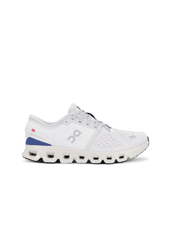 On Cloud X 4 Sneaker in Lavender & Acai | FWRD