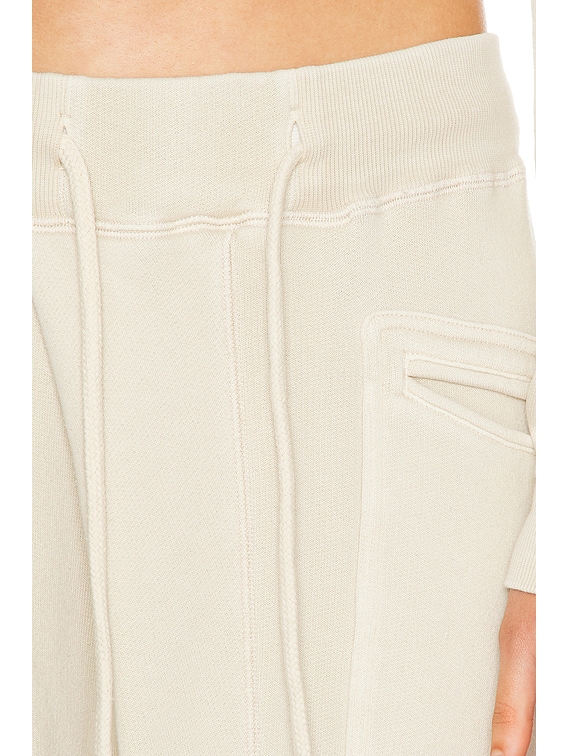 パンツ R13 'Crossover' joggers R13 Crossover Sweatpant in Natural | FWRD