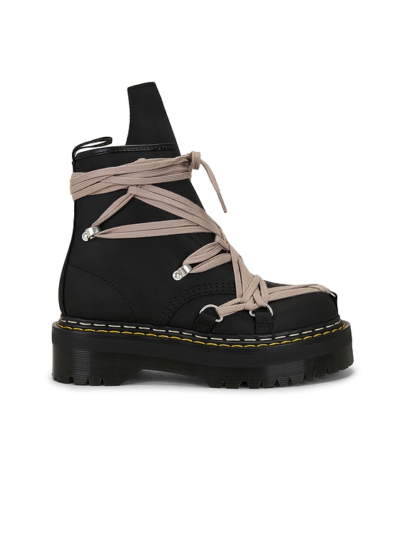 X Dr. Martens 1460 Quad Sole Megalace Boot