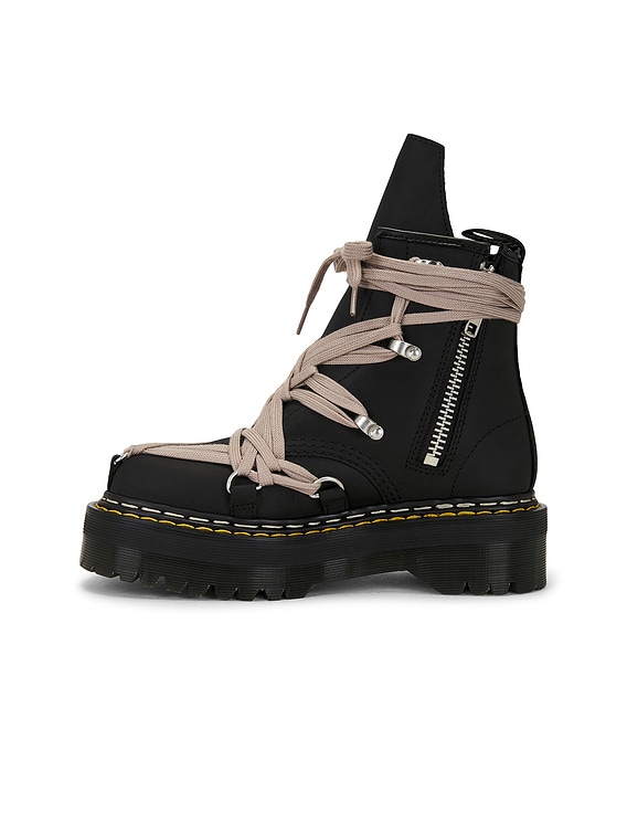 X Dr. Martens 1460 Quad Sole Megalace Boot