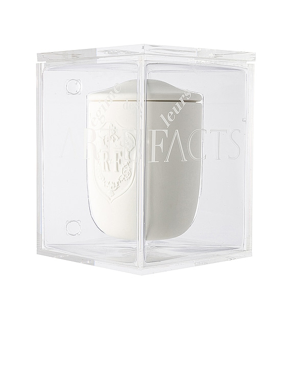 Regime Des Fleurs Swans Artefacts Scented Candle in Swans | FWRD