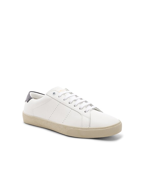 ■Saint Laurent■ SL06 Low Top Sneakers Optic White 610685AA Saint Laurent Leather SL/06 Low-Top Star Sneakers in Optic